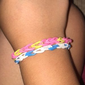 2 different color bracelets!!